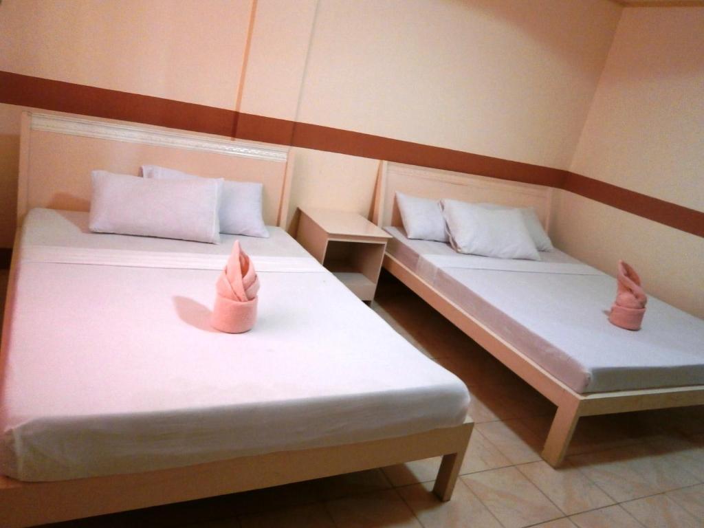 Alliyah'S Beach Resort Balabag  Pokoj fotografie